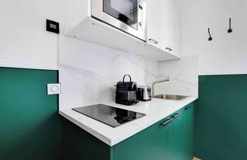 18th Arrondissement Apartment | Charming studio with AC - Near Montmartre