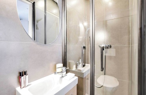 18th Arrondissement Apartment | Charming studio with AC - Near Montmartre