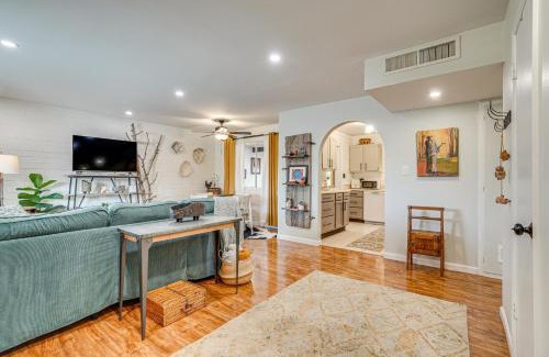Sun City House | Charming Sun City Getaway Near Golf and Casinos!