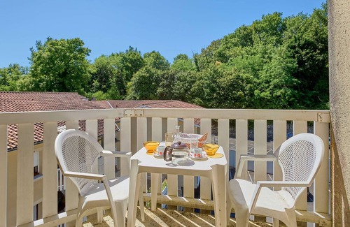 Barbotan-les-Thermes Apartment | Charming T1 with balcony, pets allowed