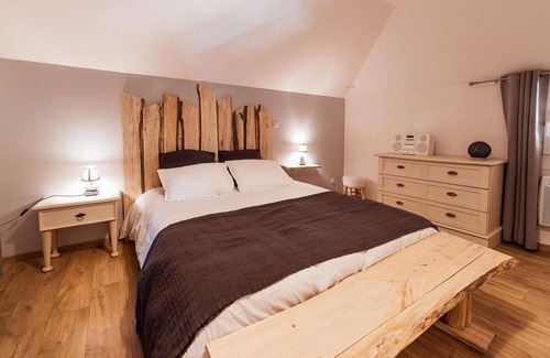 Bucheres Apartment | Charming T3 + garden + parking + common space