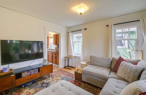 North End House | Charming Tacoma Vacation Home w/Fenced Yard