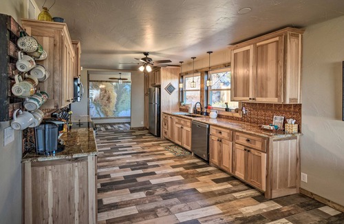 Canyon House | Charming Texas Home w/Stunning Canyon Views!