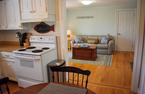 East Harwich House | Charming three bedroom home, only 2 miles to Jackknife Beach in Chatham