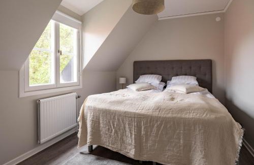Innerstaden Apartment | Charming topfloor APT in middle of Visby