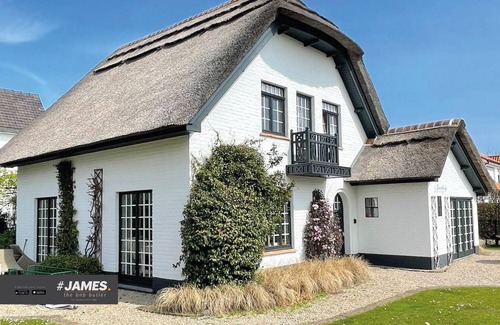 Knokke-Heist Villa | Charming Town House With in old Knokke Near the Golf
