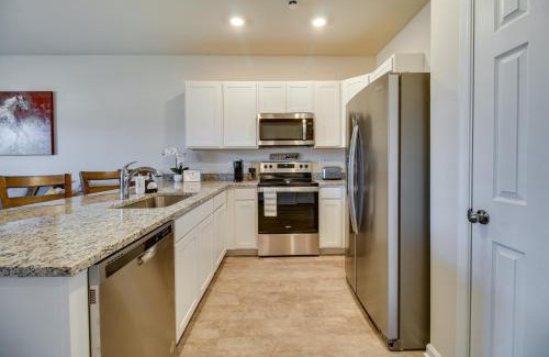 Luray House | Charming Townhome Less Than 1 Mi to Zoo and Luray Caverns!