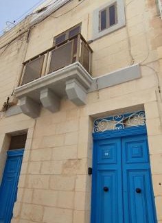 Marsaxlokk House | Charming Townhouse - Steps from Waterfront