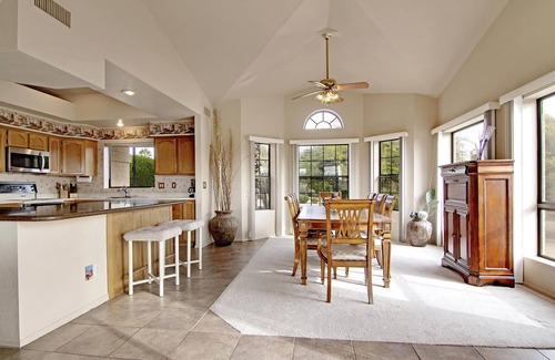 Rio Verde House | Charming, tranquil 3-bedroom house in Rio Verde with a community pool and gym