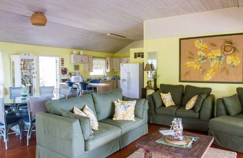 Atlantic Park House | Charming "Tree Tops" House