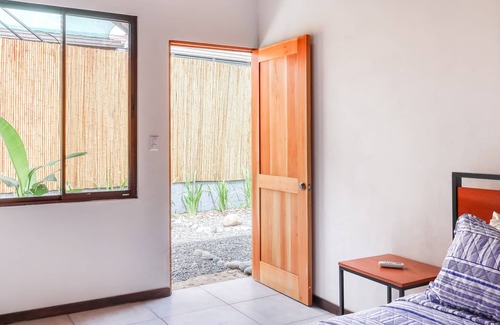 Dominicalito Villa | Charming & tropical dog-friendly beach escape with patio - near surfing & trails