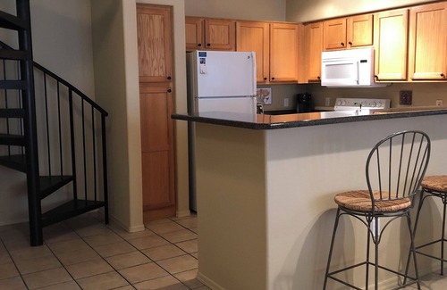 North Scottsdale Condo | Charming two bedroom second floor condominium in North Scottsdale.