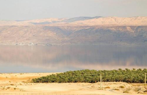 Al-Maghtas Apartment | Charming unit in Dead Sea