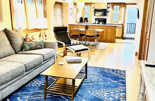 Saugatuck House | Charming, Updated Cottage On Hillside In Saugatuck