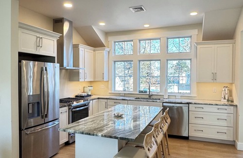 West Dennis Cottage | Charming, Updated Raised Cape in West Dennis – Perfect for Your Next Vacation!