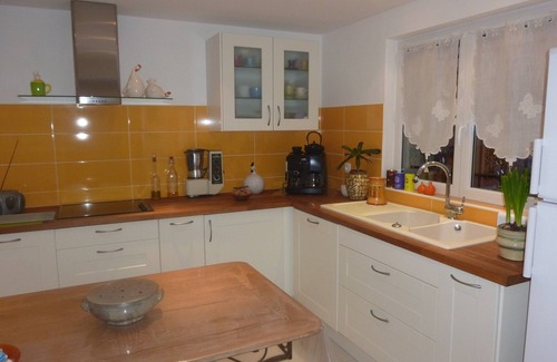 Les Bormettes Villa | Charming villa close to the beach with 3 air-conditioned bedrooms.