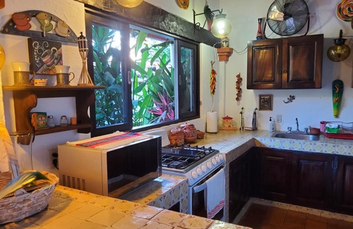 South Shore Hotel Area Villa | Charming Villa, across the street from the beach with view of the Sierra Madres