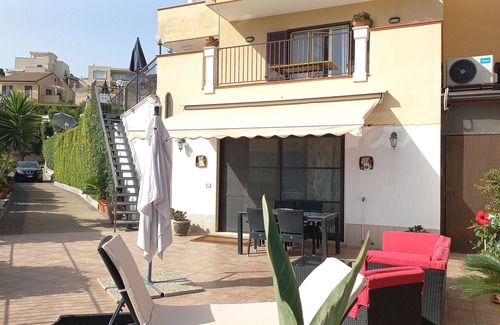 Taormina Apartment | Charming villa apart. stunning view of, Taormina, the Ionian sea, relaxing
