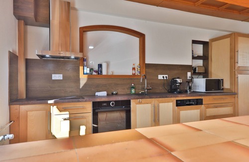 Sondernach Villa | Charming villa for 12, spa, sauna, pétanque