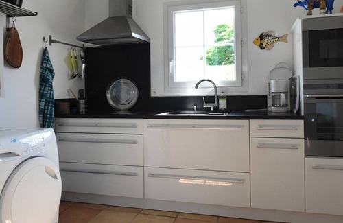 Les Portes-en-Re House | Charming Village Home with Garden, 3 Beds, Fireplace & Wi-Fi in Les Portes-en-Ré