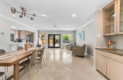 Wilton Manors Villa | Charming Villa Getaway with Pool in Wilton Manors