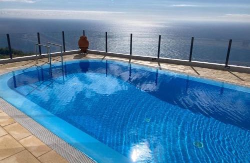 Faja da Ovelha Villa | Charming Villa in Fajã da Ovelha with Private Pool