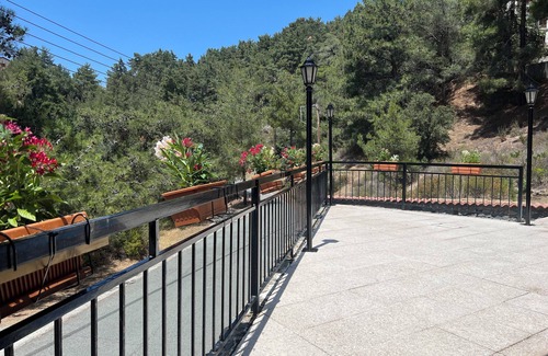 Platres Villa | Charming Villa in Pano Platres, Cyprus - Your Home Away From Home