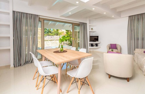 Drosia Villa | Charming villa, nestled in lovely gardens