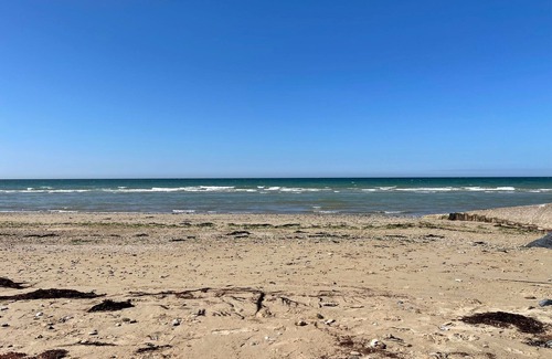 Ver-sur-Mer Villa | Charming VILLA on beach-3-bedroom on GOLDENBEACH NORMANDY