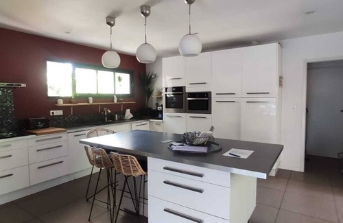 Gradignan Villa | Charming villa with swimming pool in a quiet area bordeaux bassin