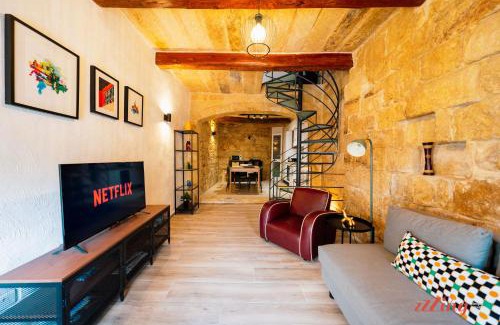 Rabat House | Charming Village Escape with Jacuzzi & Games Room