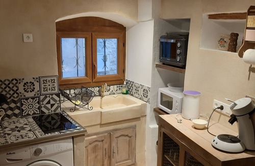 Montmeyan House | Charming village house (year-round rental)