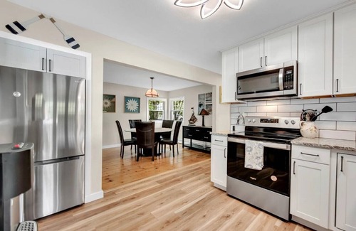 Colchester House | Charming Waterfront Lake House in Colchester, CT