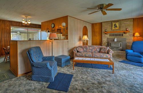 White Bird House | Charming White Bird Home with Mtn and Salmon River View