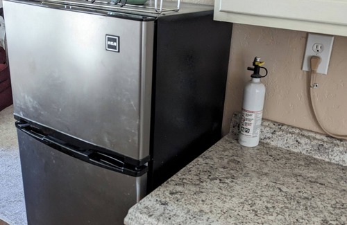 Windsor Apartment | Charming Windsor Apartment: Easy access to Katy and Rock Island Trails.
