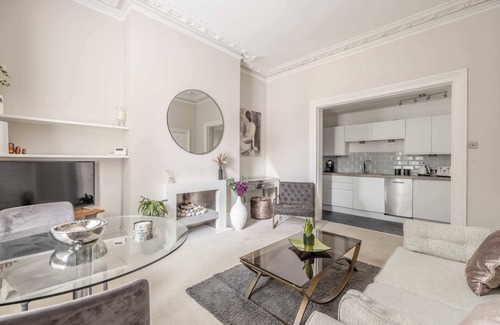 Windsor Apartment | Charming Windsor Retreat | Cozy 1Bed/1Bath