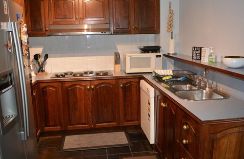 College Park House | Charmingly Cosy College Park - Great for families