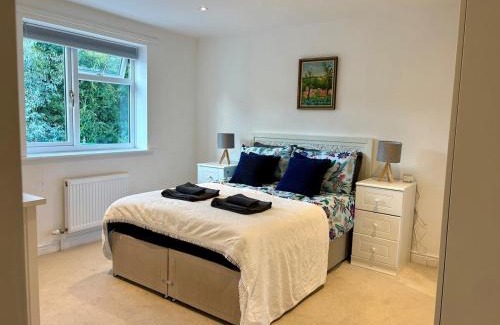 Charmouth House | Charmouth Sea House by the beach