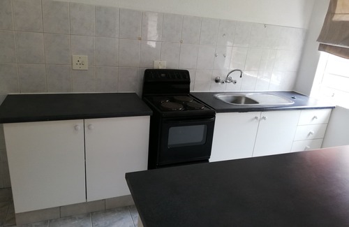 Germiston House | Charnom Luxurious accommodation with cctv and electric fence