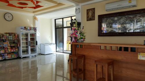 Kabin Buri Hotel | Charoensuk Grand Hotel