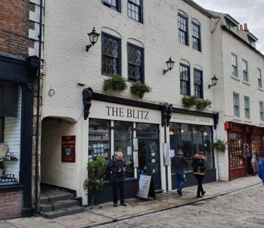 Whitby House | Chartwell Retreat