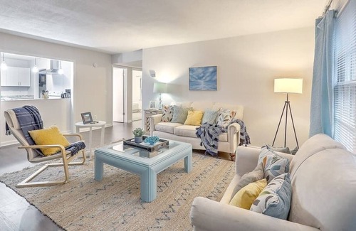 North Charleston Condo | Chas Place Near Airport, Colosseum, DnTwn & Beach!