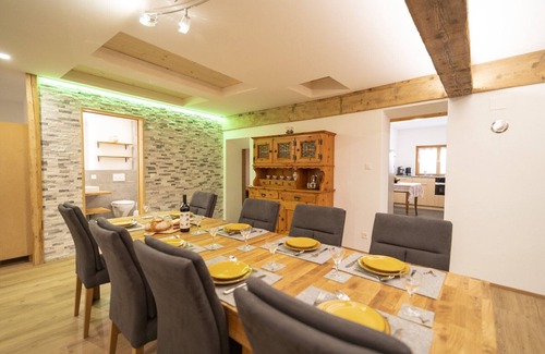 Sent Apartment | Chasa Capricorn Sent: Spacious 5-room apartment in alpine chic style in the heart of Sent
