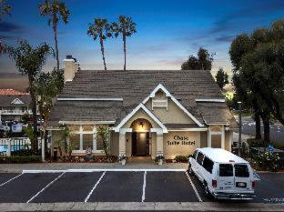 Brea Hotel | Chase Suites Brea-Fullerton - North Orange County