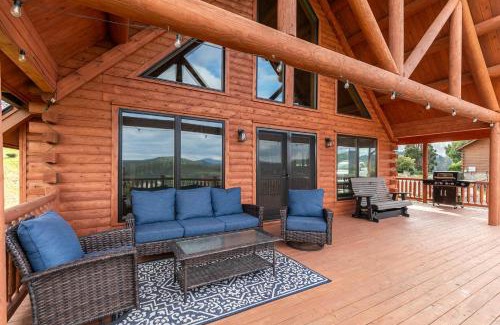 Fleetwood House | Chasing Clouds Cabin