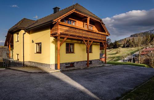 Zdiar Cabin | Chata Adamec
