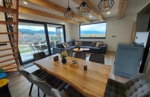 Nizny Sliac Ski Chalet | Chata Elegant