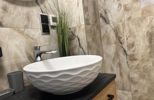 Nizny Sliac Ski Chalet | Chata Elegant