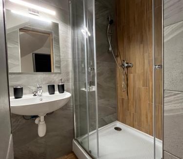 Ulic House | Chata Koniareň