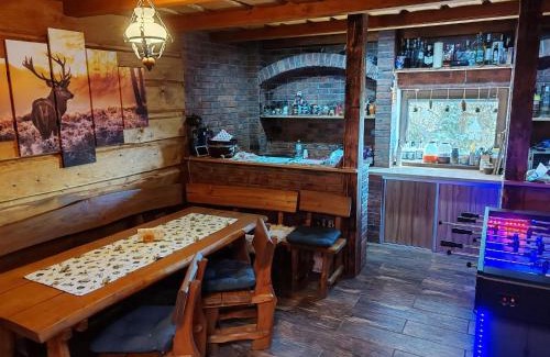 Jedlove Kostolany Ski Chalet | Chata na SAMOTE